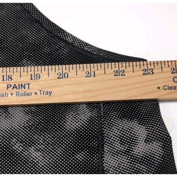 Athleta Ultimate Printed Train Tank Plus Size 2X Black Gray Racerback NEW NWT - Picture 11 of 13